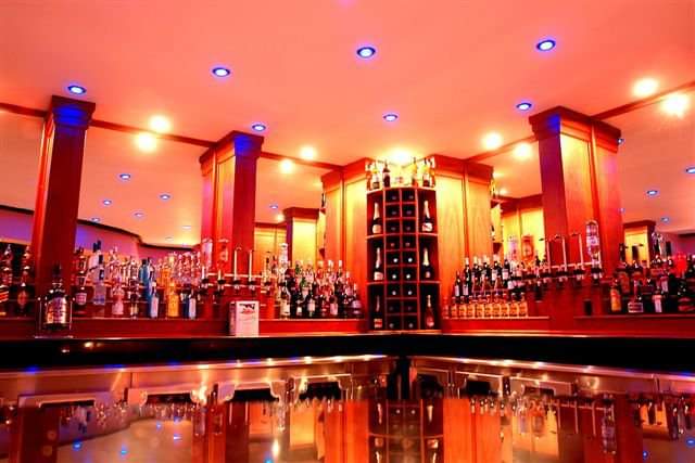 Luxurious Hotel available booking your staying