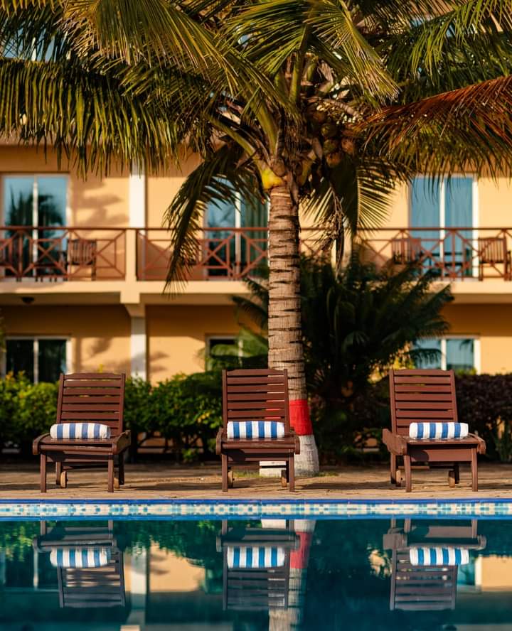 Luxurious Hotel available booking your staying